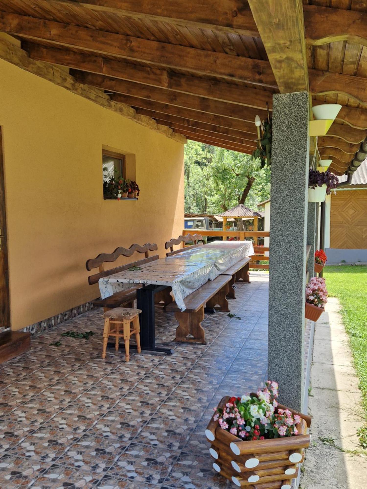 У Дядька Guest House Pilipets Exterior foto
